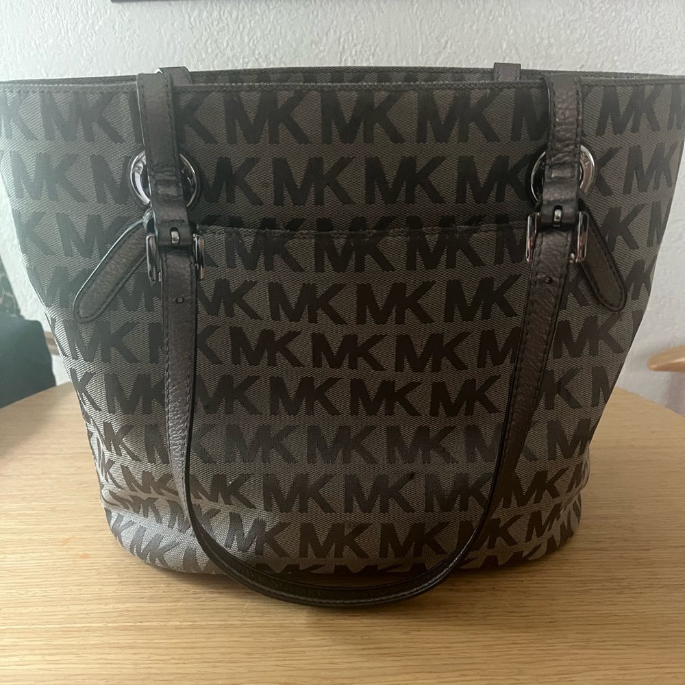 Gray Michael kors purse